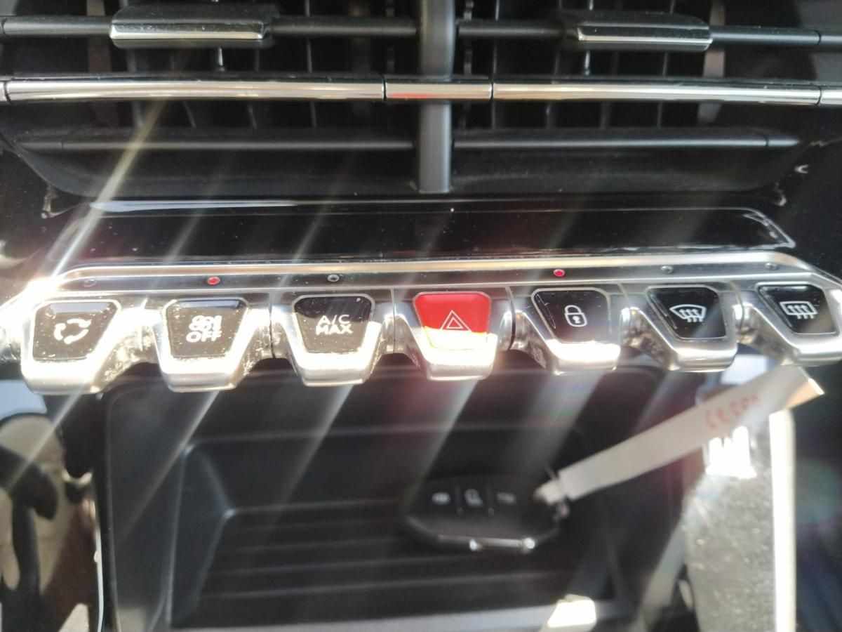 peugeot-208-2020-diesel-1499cc
