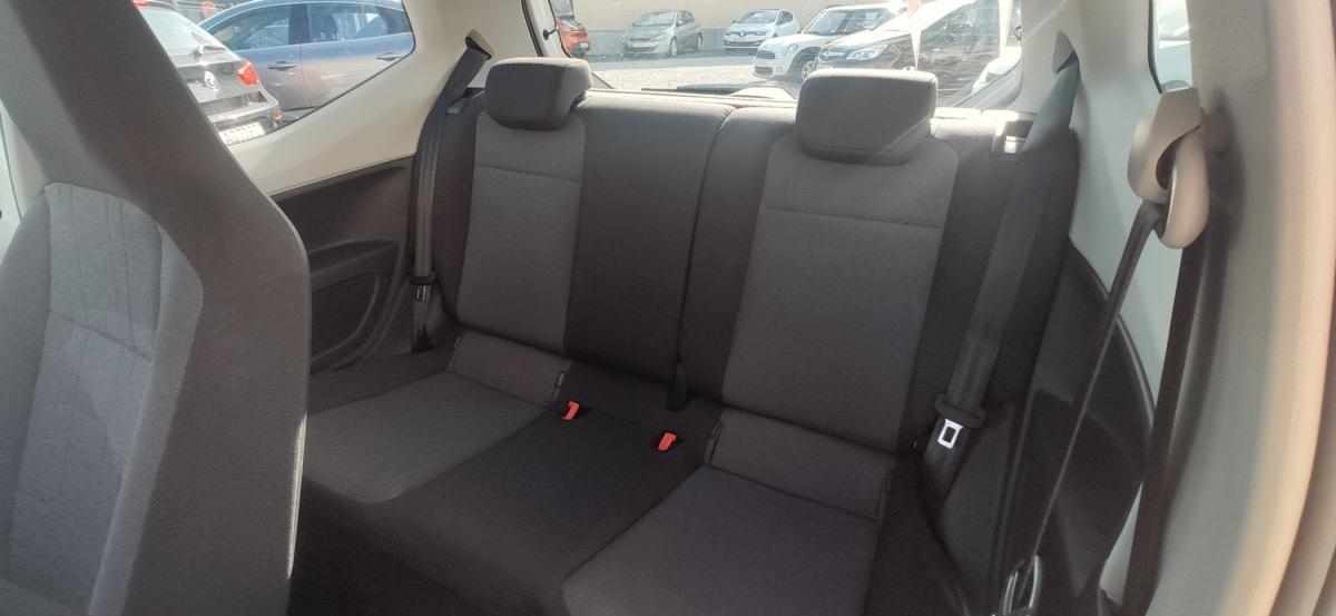 volkswagen-up-2015-gasolina-999cc