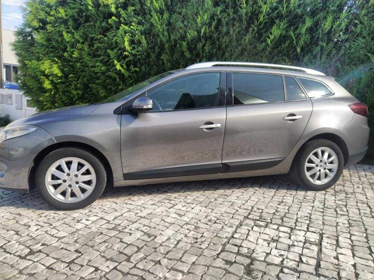 renault-megane-break-2010-diesel-1461cc