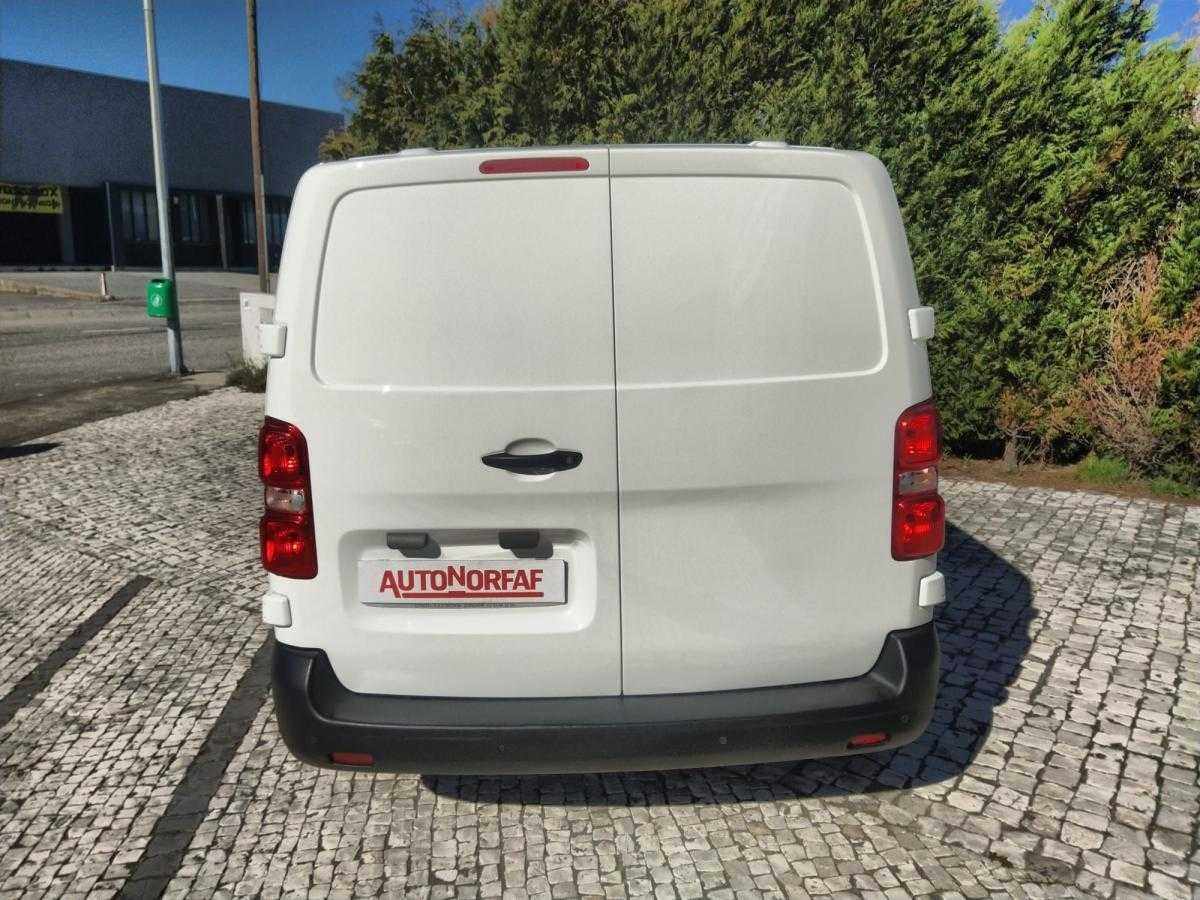citroen-jumpy-2017-diesel-1560cc