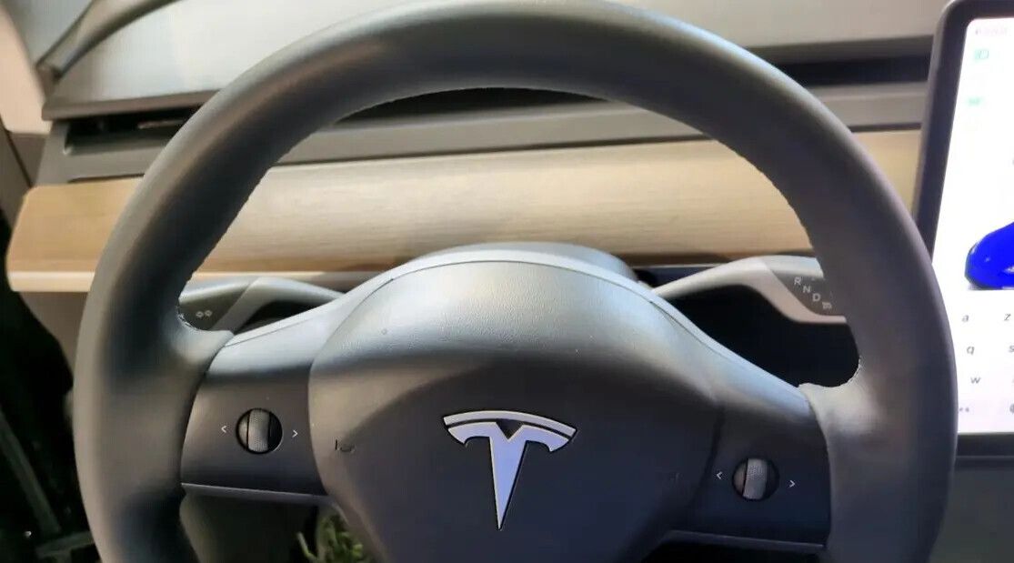 tesla-model-y-2024-eletrico-0cc