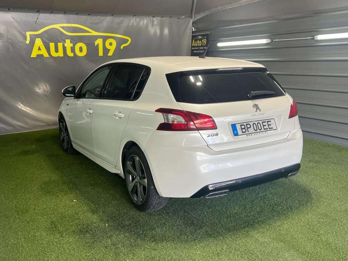 peugeot-308-2017-gasolina-1199cc