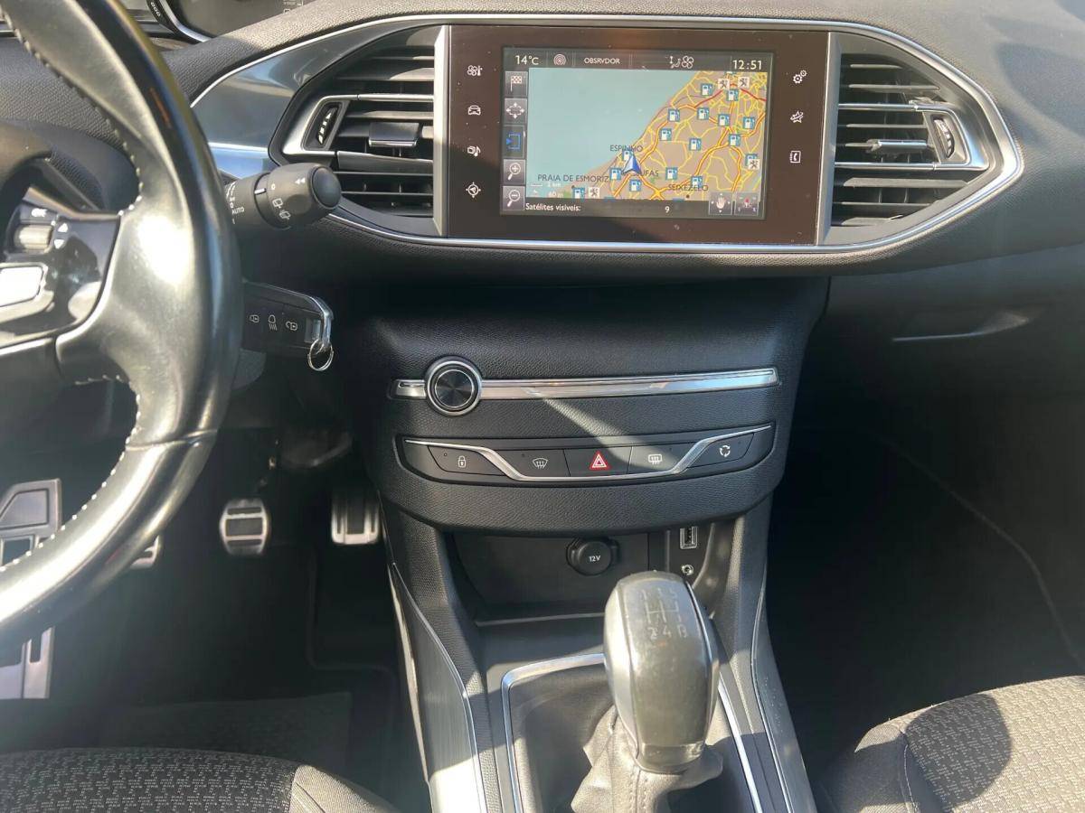 peugeot-308-2017-gasolina-1199cc