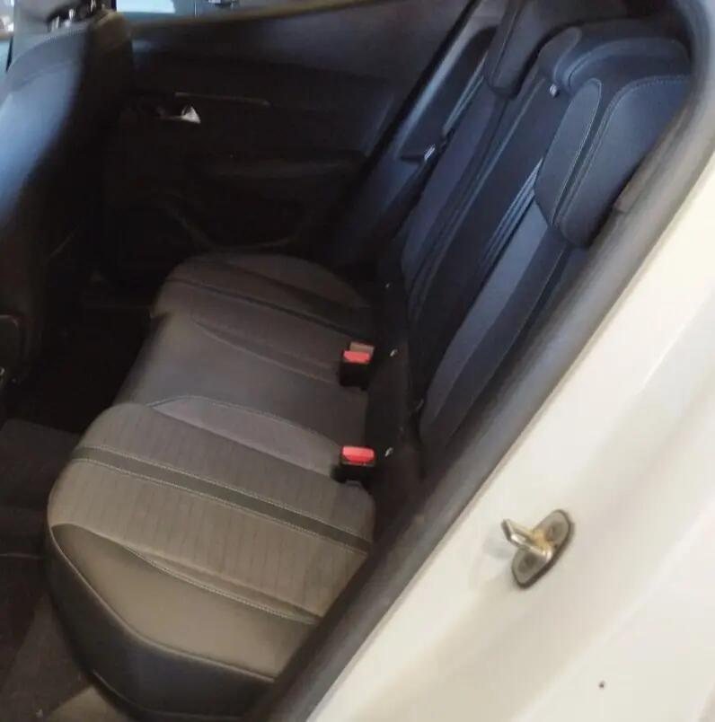 peugeot-2008-2021-gasolina-1199cc