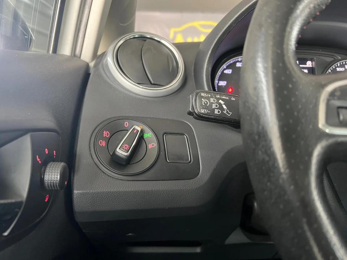 seat-ibiza-2015-gasolina-999cc