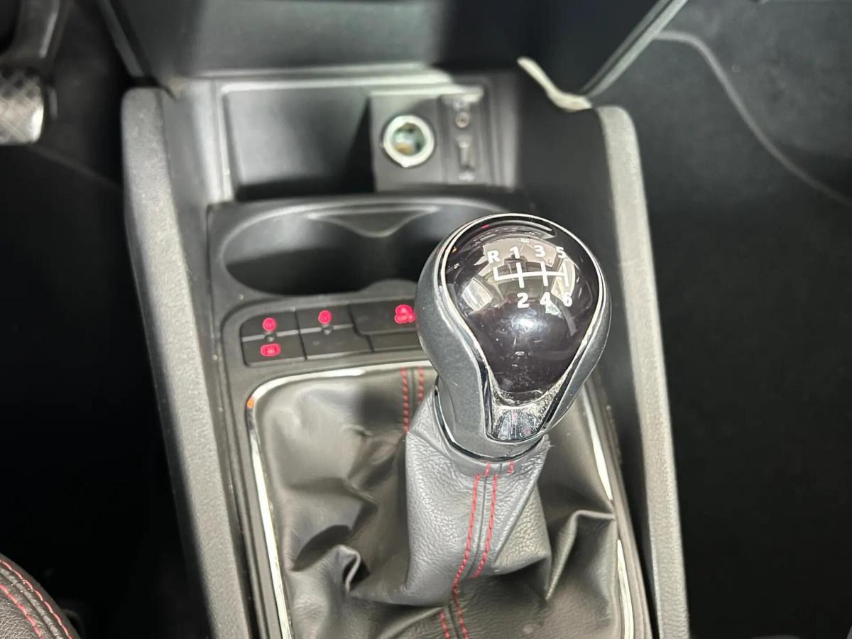 seat-ibiza-2015-gasolina-999cc