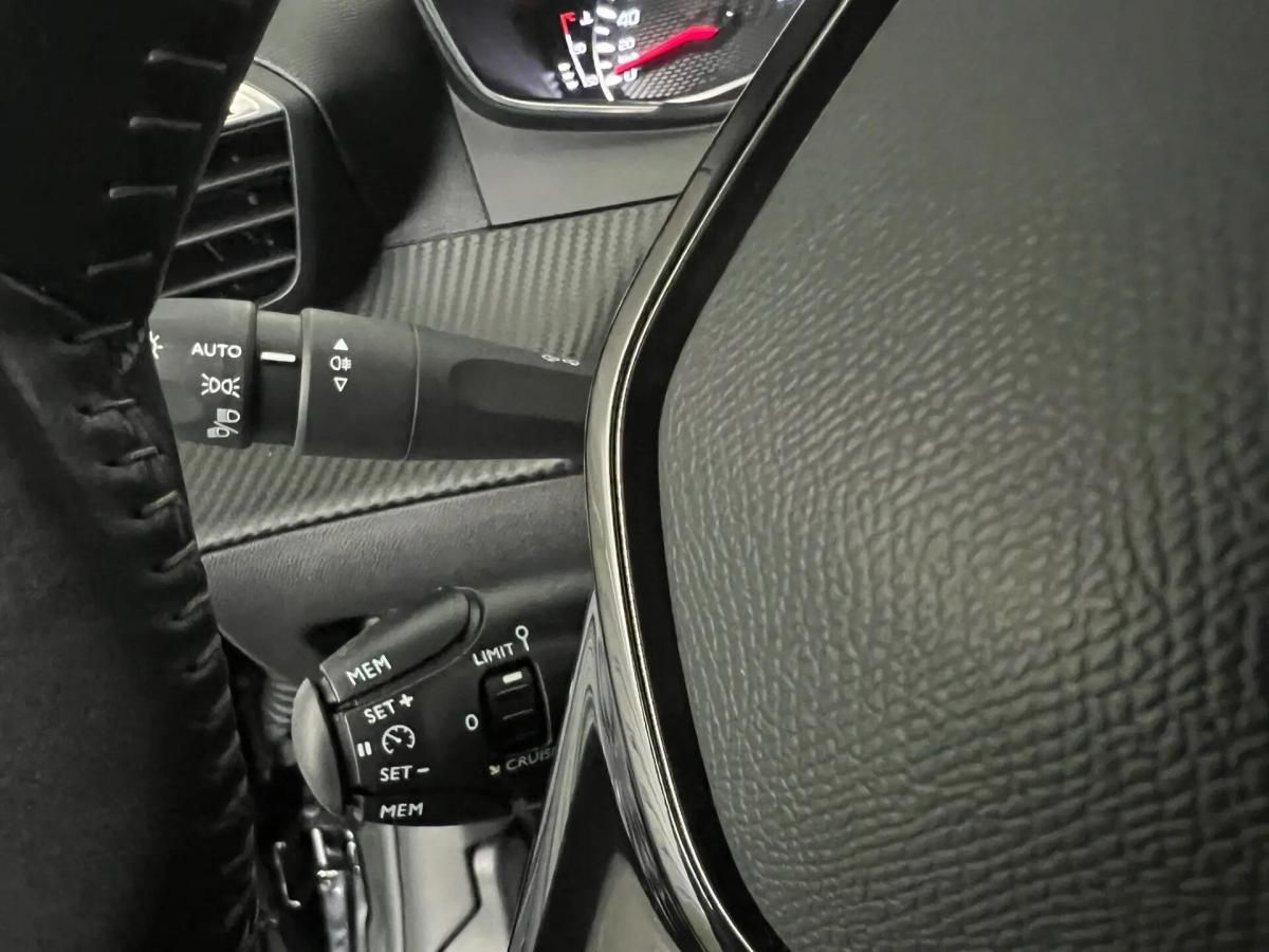 peugeot-208-2020-gasolina-1199cc