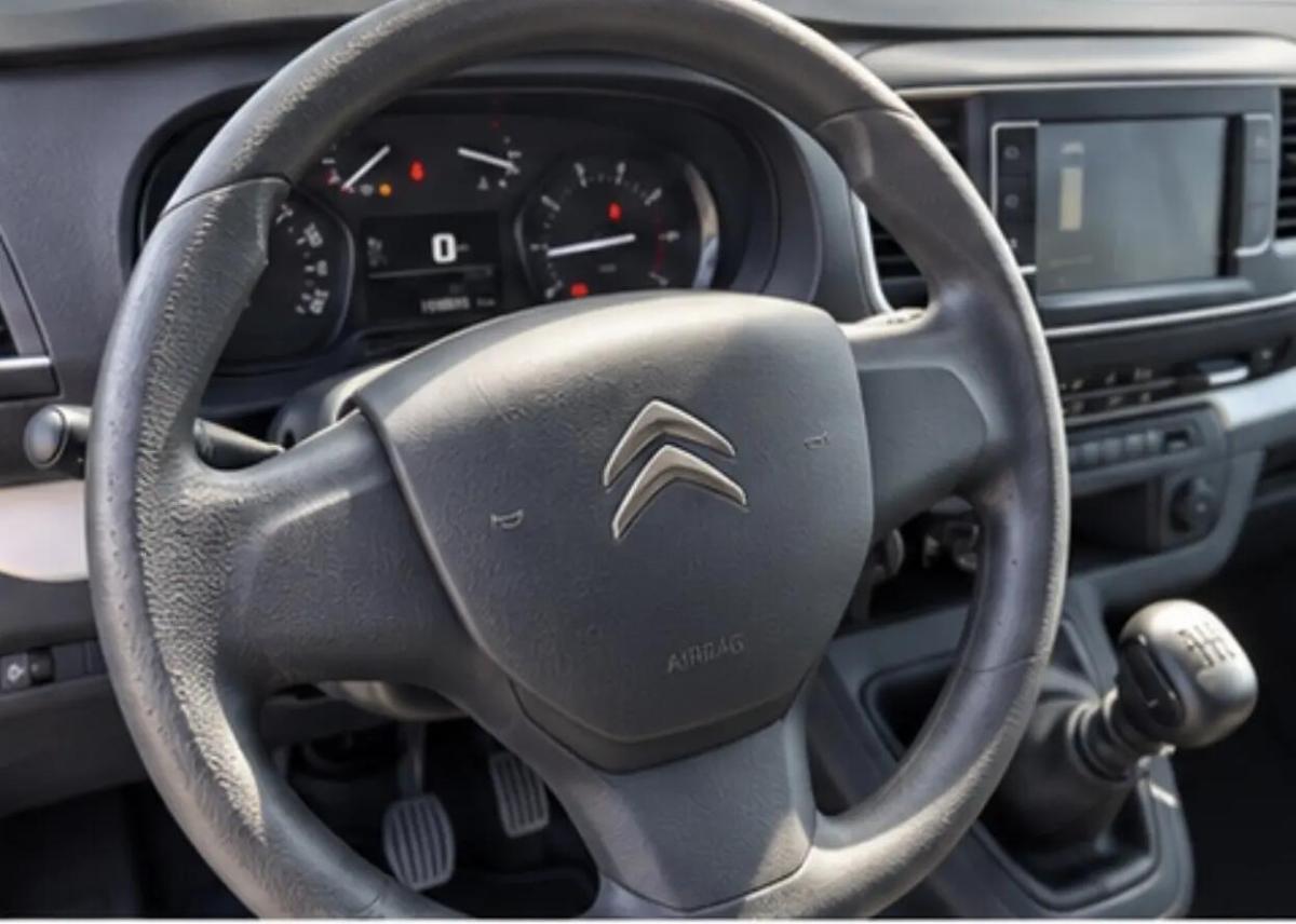 citroen-spacetourer-2021-diesel-1499cc