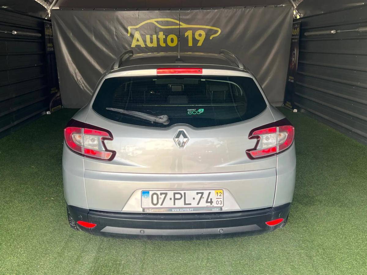 renault-megane-sport-tourer-2012-diesel-1461cc