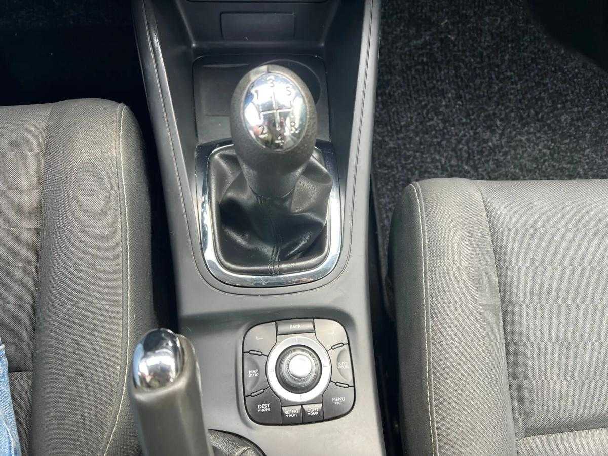 renault-megane-sport-tourer-2012-diesel-1461cc