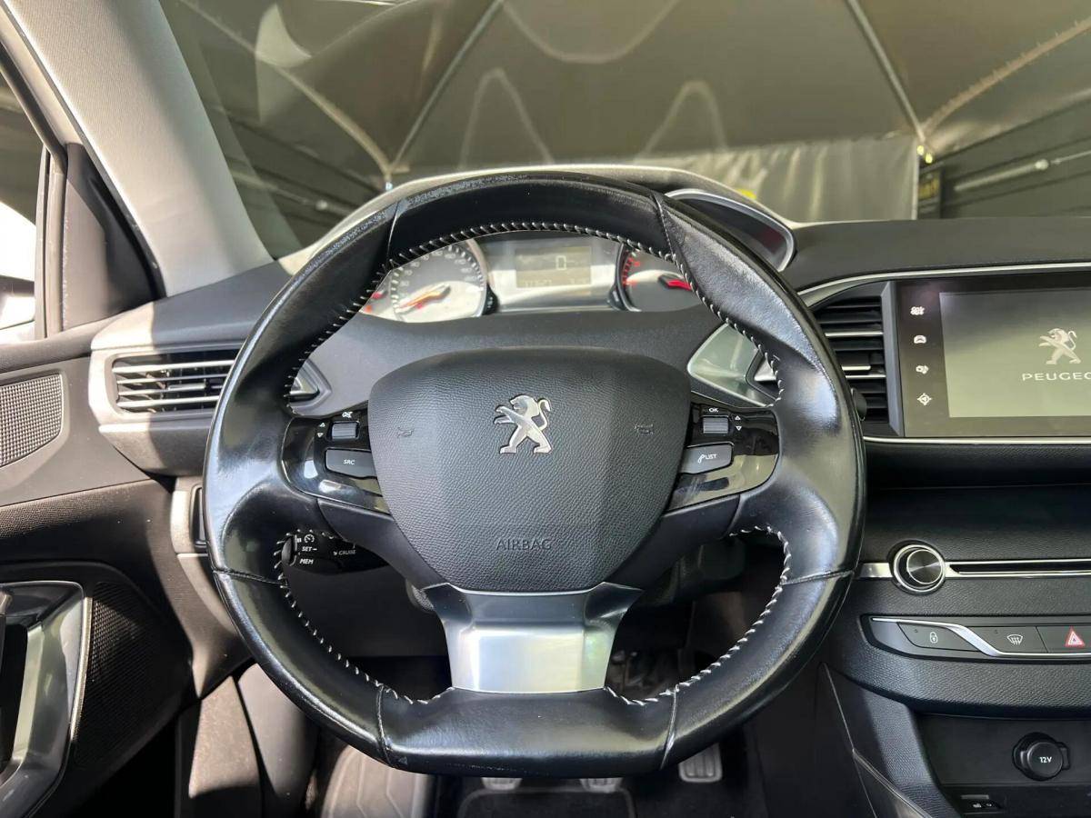 peugeot-308-sw-2015-diesel-1560cc