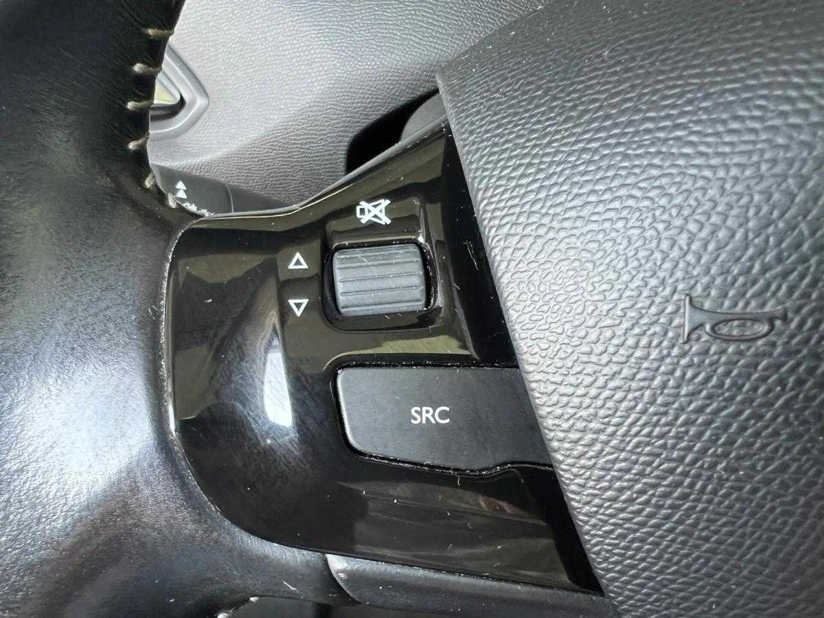 peugeot-308-sw-2015-diesel-1560cc