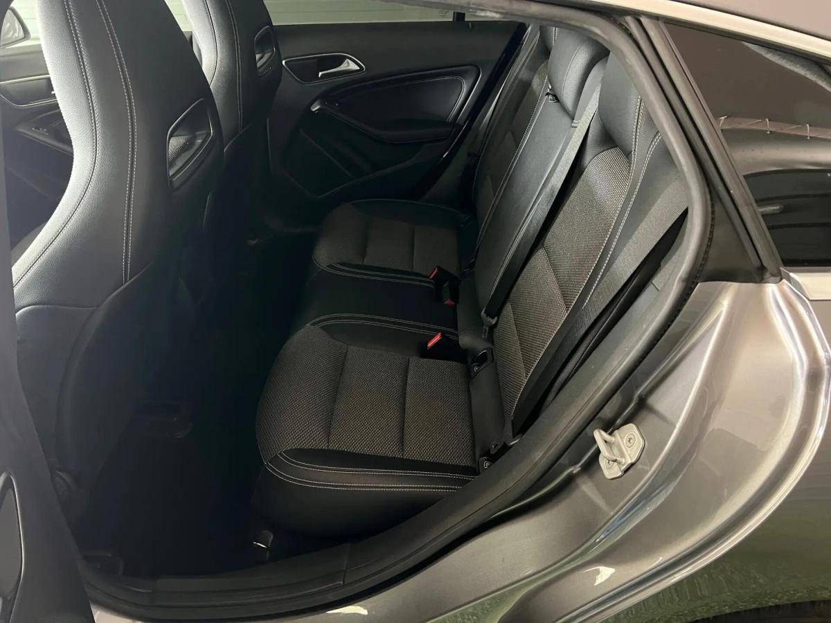 mercedes-benz-cla-200-cdi-4matic-shooting-brake-2017-diesel-2143cc