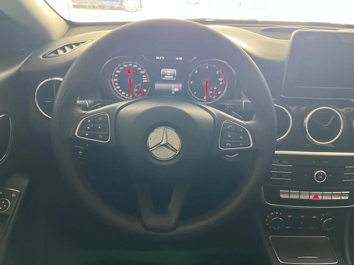 mercedes-benz-cla-200-cdi-4matic-shooting-brake-2017-diesel-2143cc