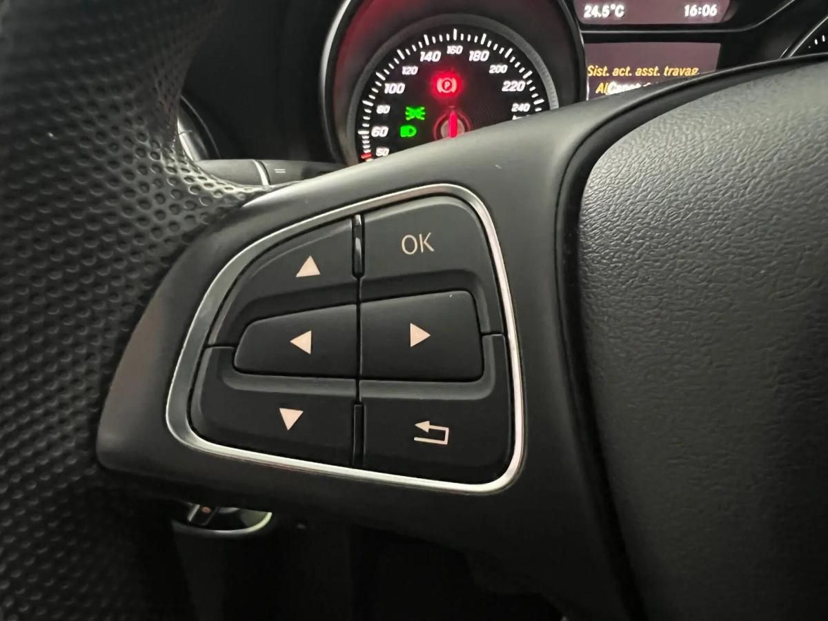 mercedes-benz-cla-200-cdi-4matic-shooting-brake-2017-diesel-2143cc