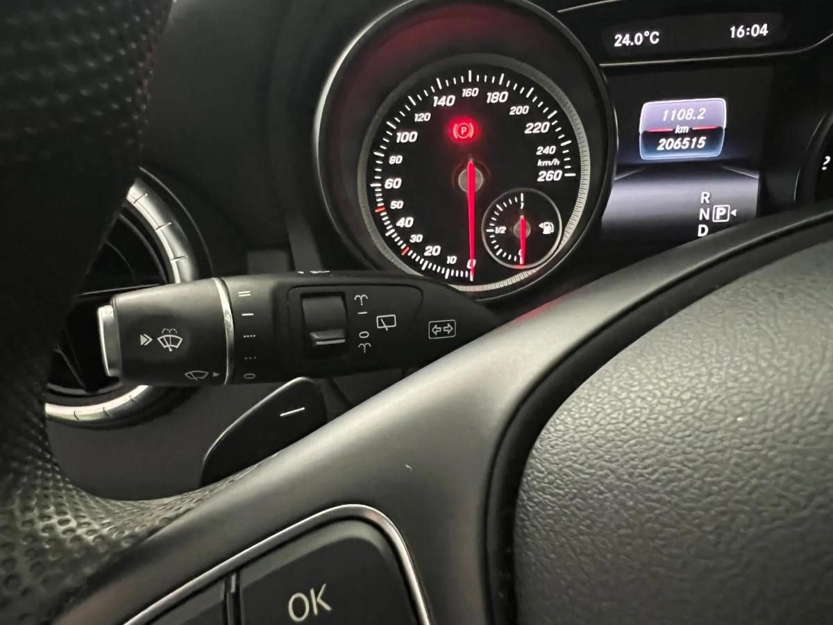 mercedes-benz-cla-200-cdi-4matic-shooting-brake-2017-diesel-2143cc