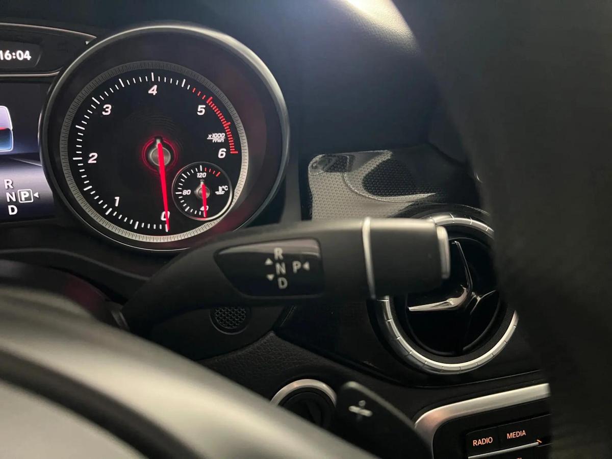 mercedes-benz-cla-200-cdi-4matic-shooting-brake-2017-diesel-2143cc