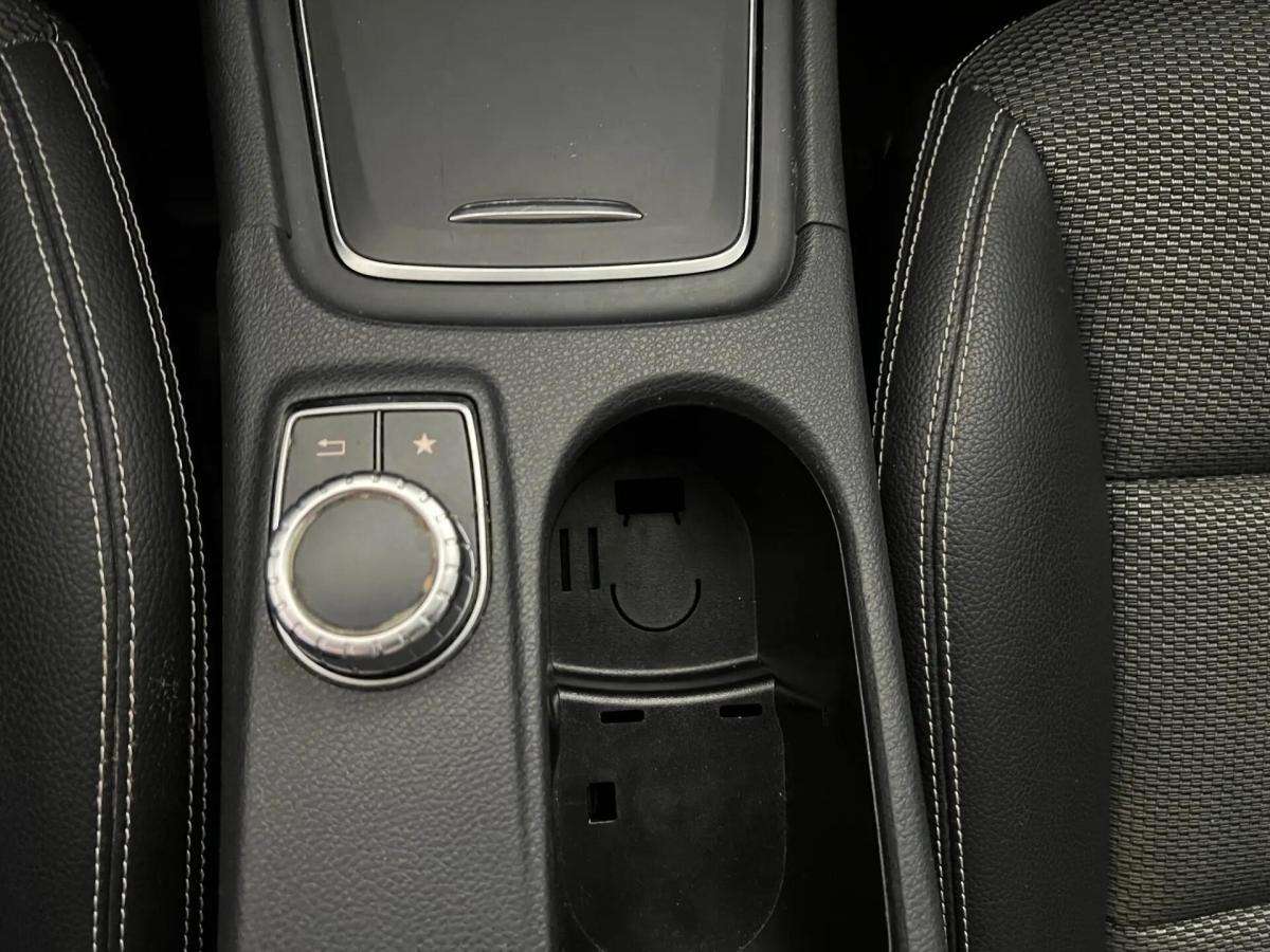mercedes-benz-cla-200-cdi-4matic-shooting-brake-2017-diesel-2143cc
