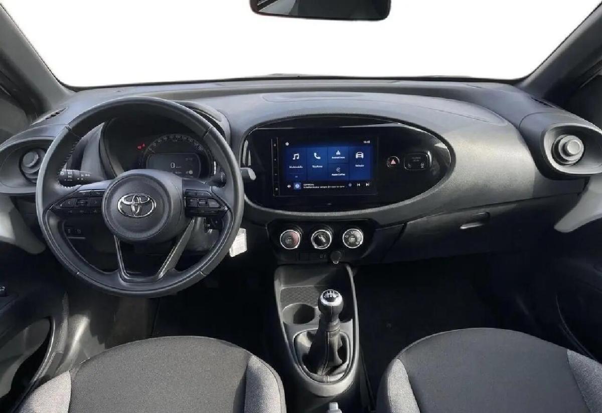 toyota-aygo-x-2025-gasolina-998cc
