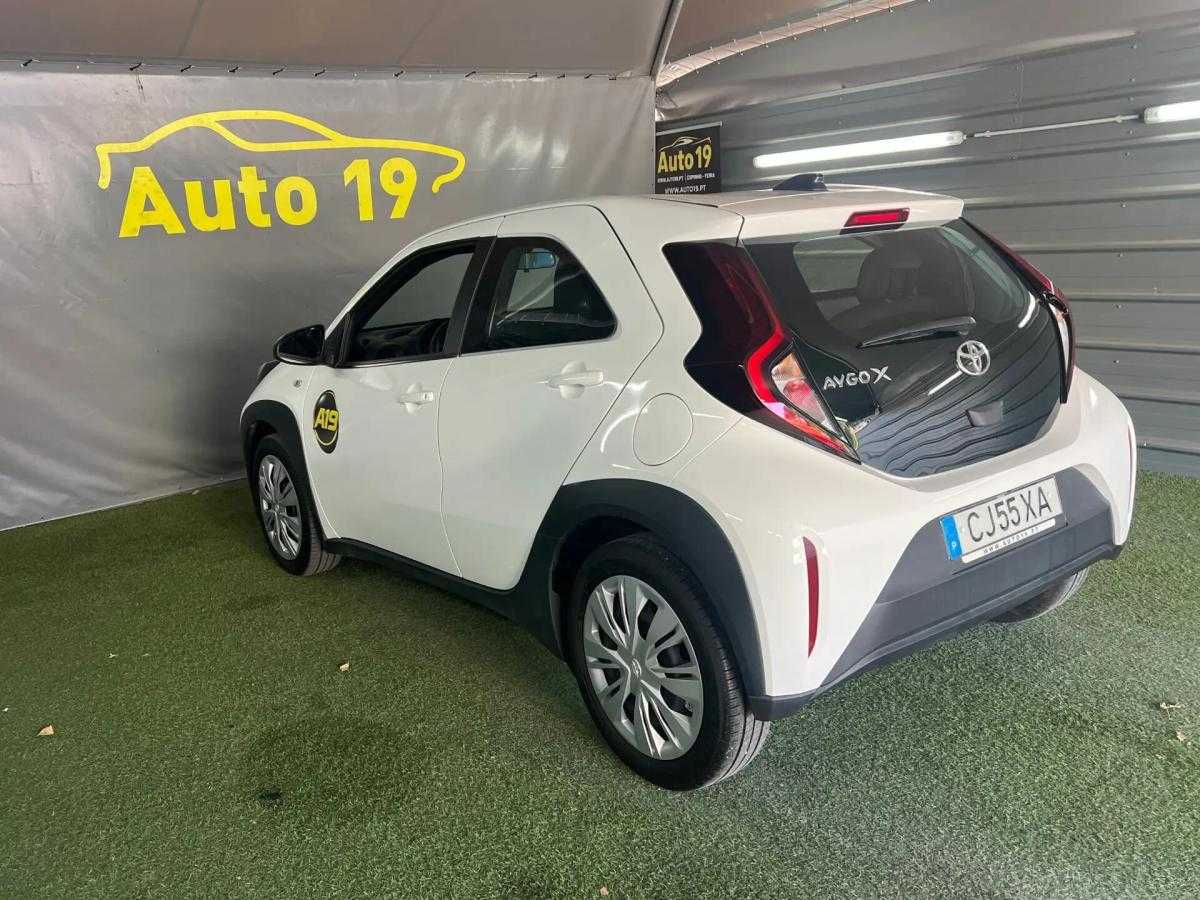 toyota-aygo-x-2025-gasolina-998cc