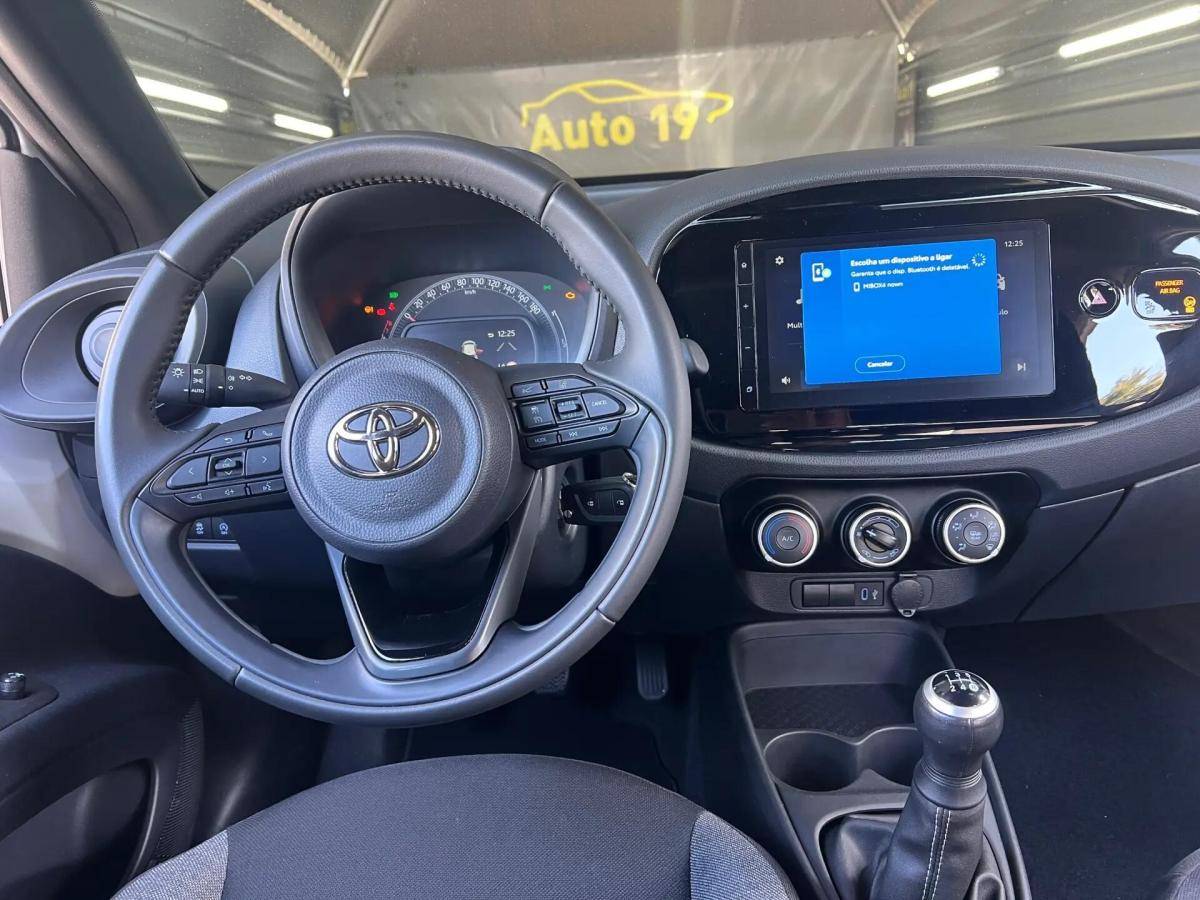 toyota-aygo-x-2025-gasolina-998cc