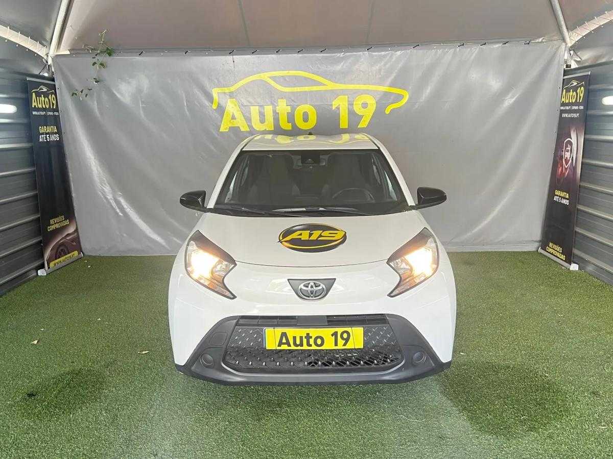 toyota-aygo-x-2025-gasolina-998cc