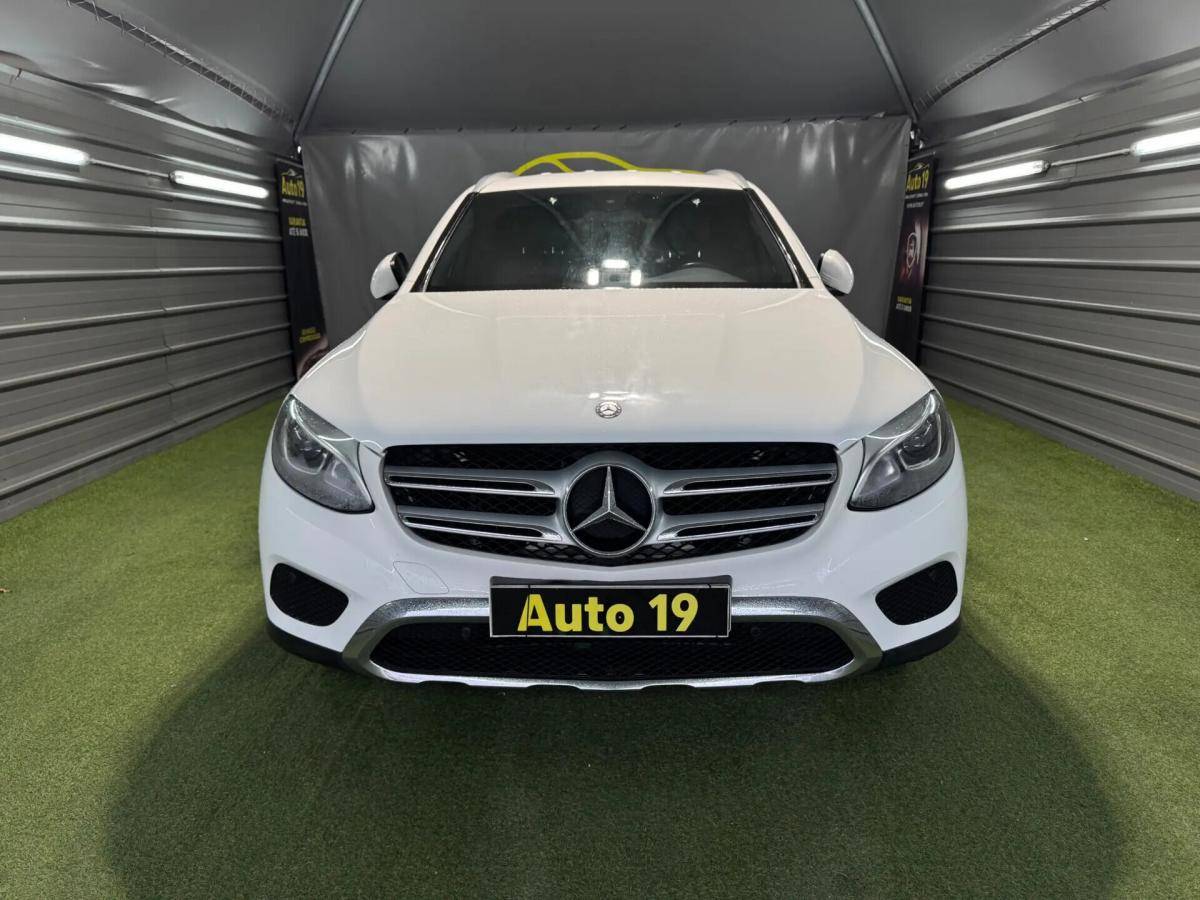 mercedes-benz-glc-220-d-4matic-2-1-2016-diesel-1950cc