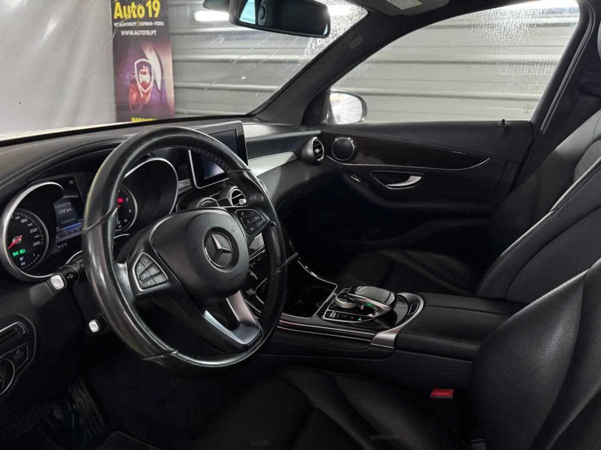 mercedes-benz-glc-220-d-4matic-2-1-2016-diesel-1950cc
