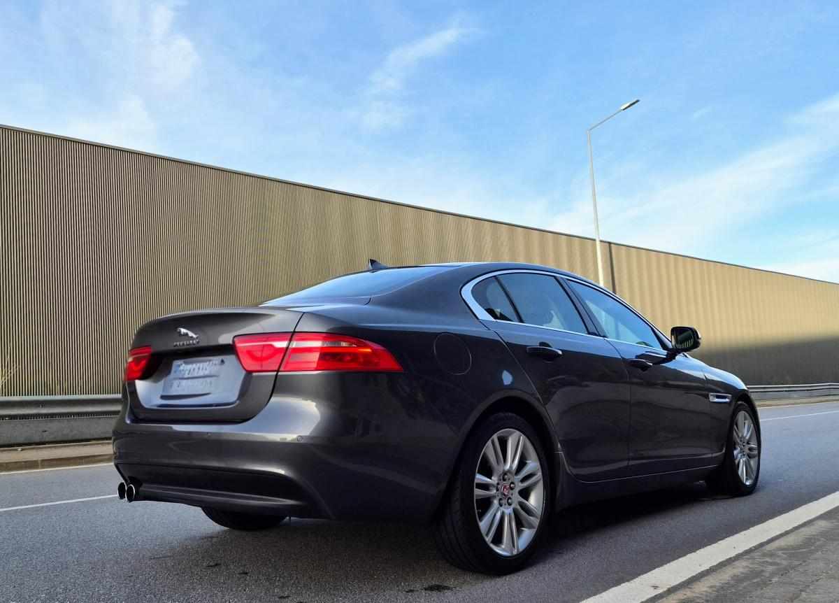 jaguar-xe-20d-2015-diesel-1999cc