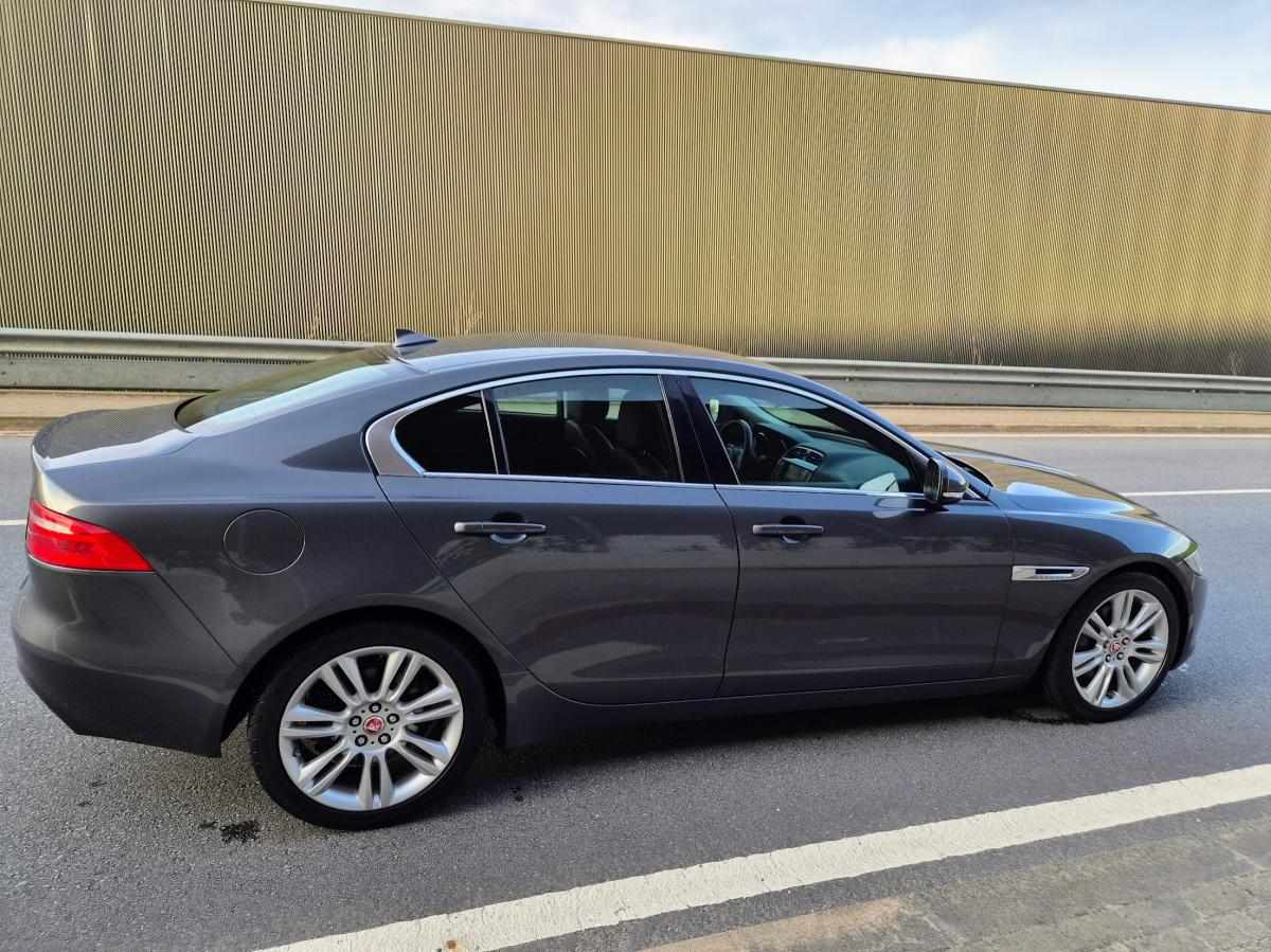 jaguar-xe-20d-2015-diesel-1999cc
