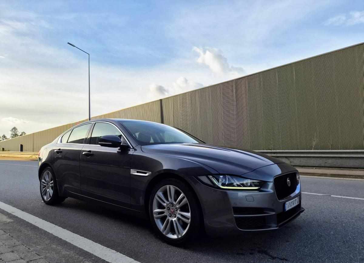 jaguar-xe-20d-2015-diesel-1999cc