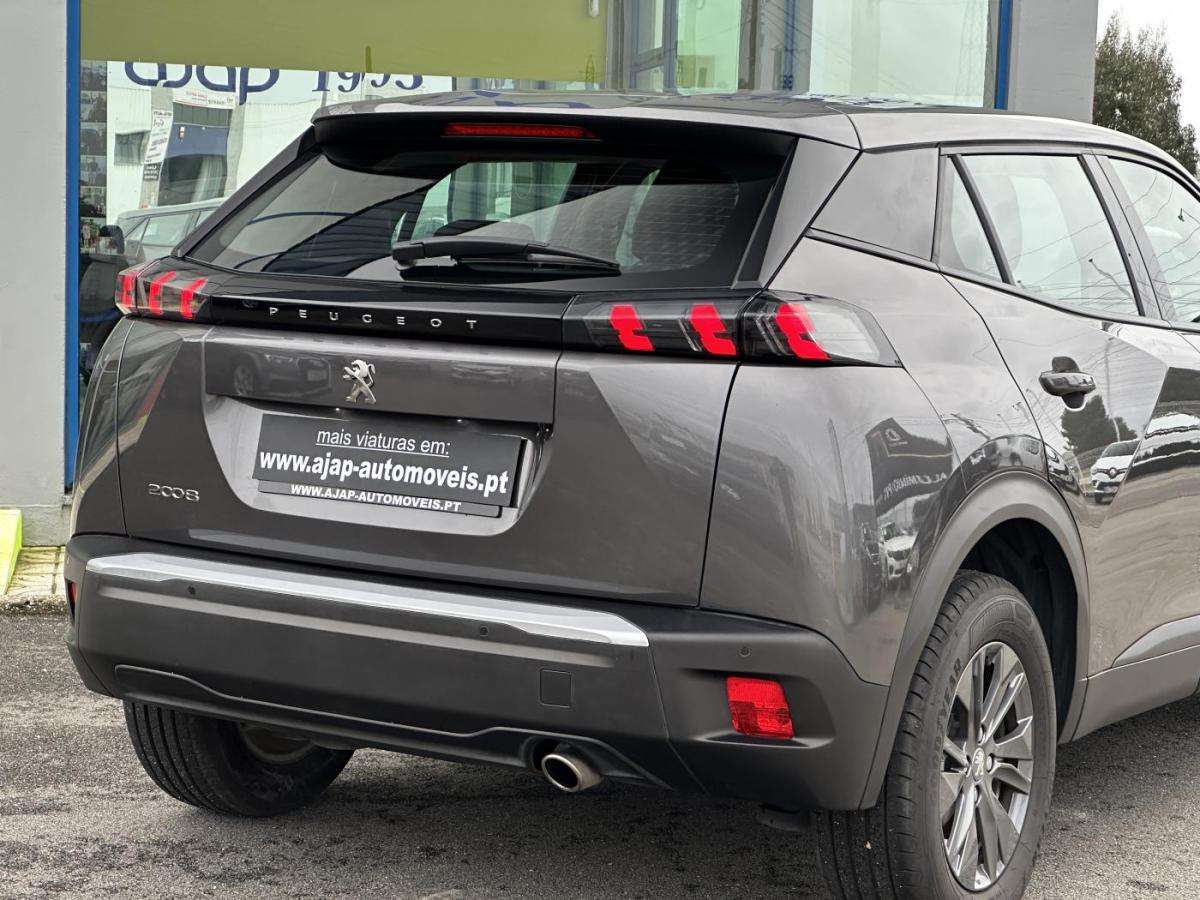peugeot-2008-2021-diesel-1499cc
