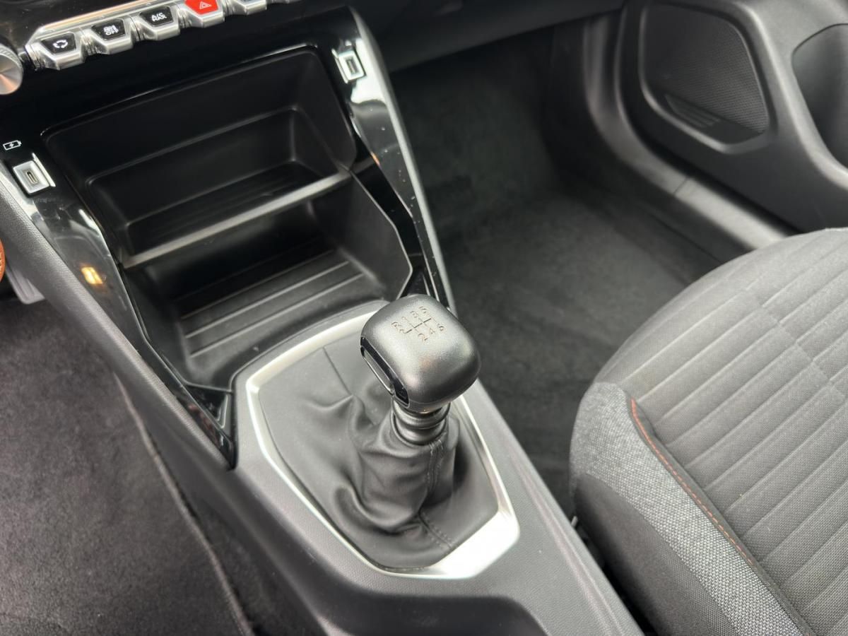peugeot-2008-2021-diesel-1499cc