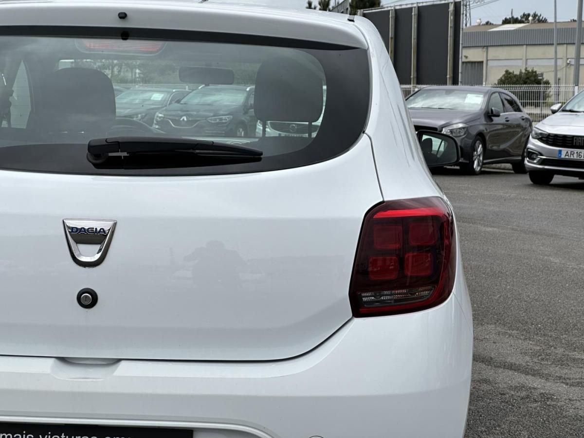 dacia-sandero-2020-gasolina-898cc