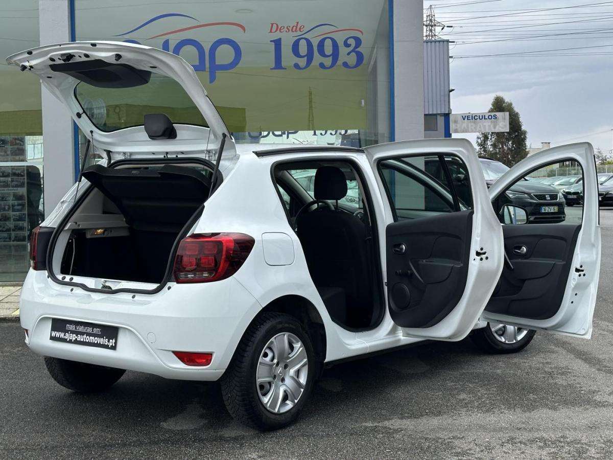 dacia-sandero-2020-gasolina-898cc