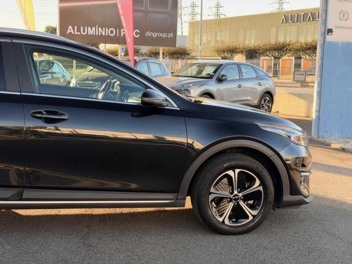 kia-xceed-2022-hibrido-a-gasolina-1580cc