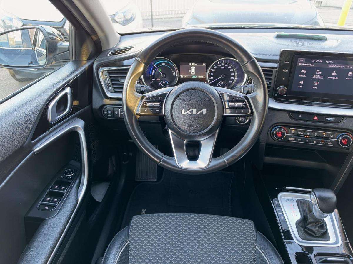 kia-xceed-2022-hibrido-a-gasolina-1580cc