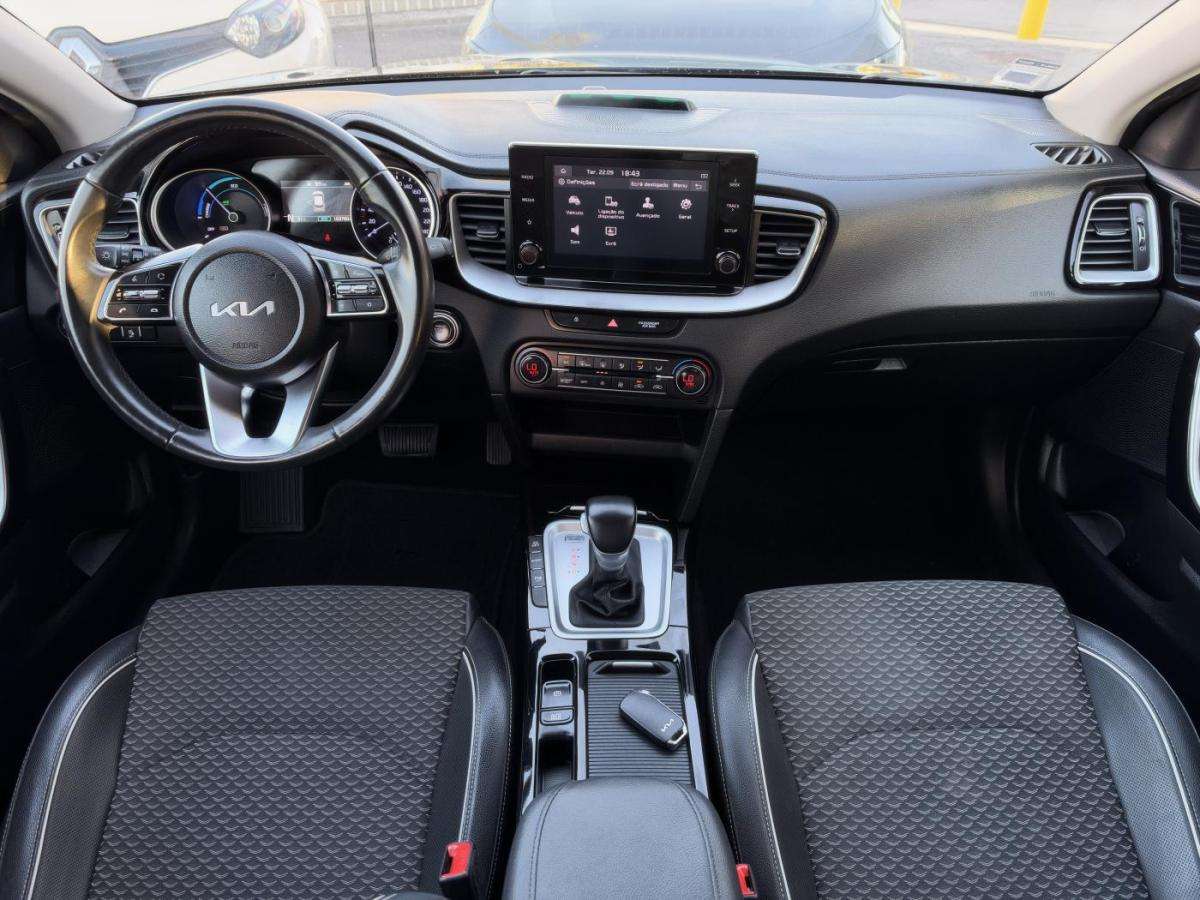 kia-xceed-2022-hibrido-a-gasolina-1580cc