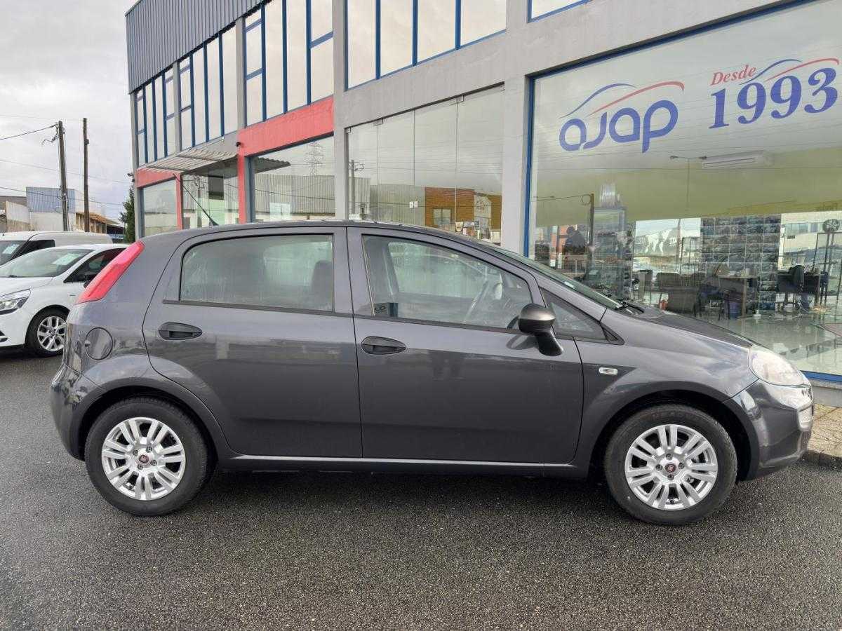 fiat-punto-2018-gasolina-1242cc