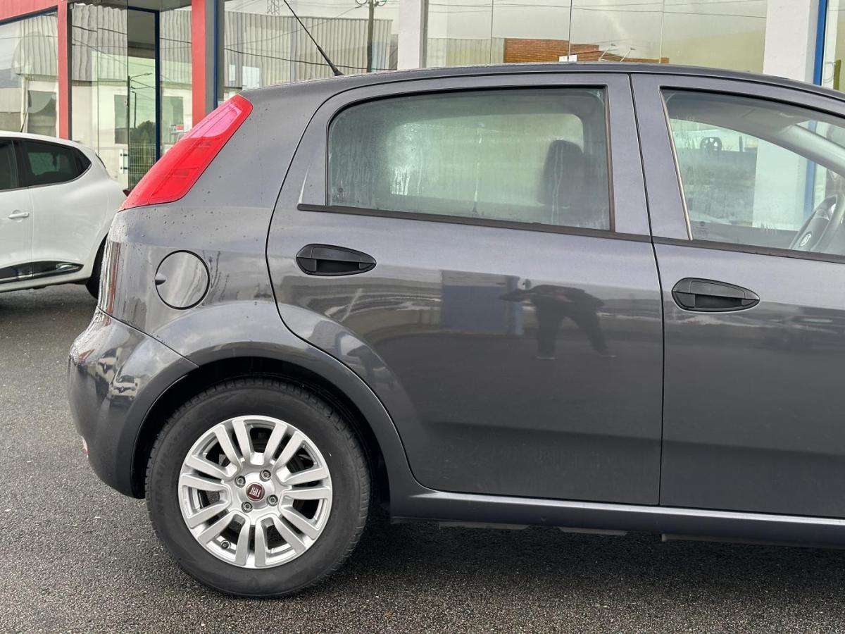 fiat-punto-2018-gasolina-1242cc