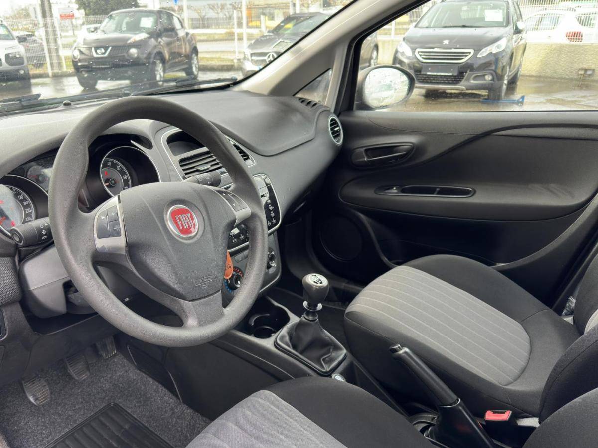 fiat-punto-2018-gasolina-1242cc