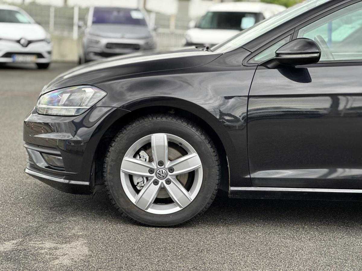 volkswagen-golf-2018-diesel-1598cc