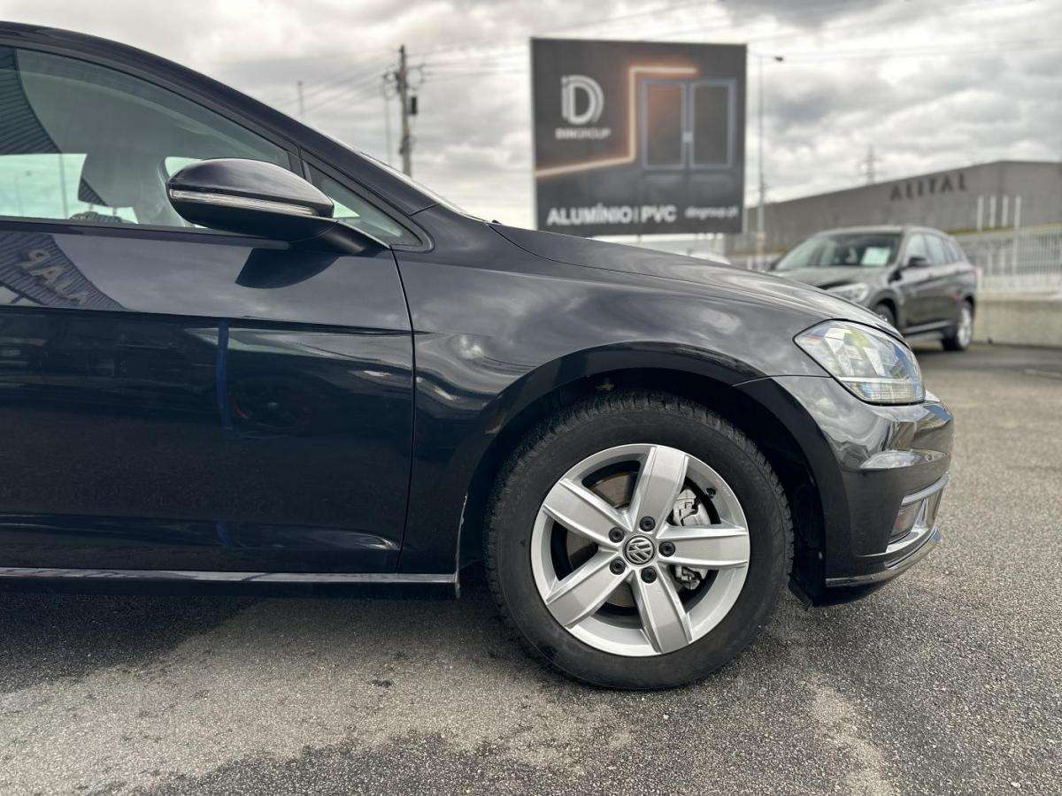 volkswagen-golf-2018-diesel-1598cc