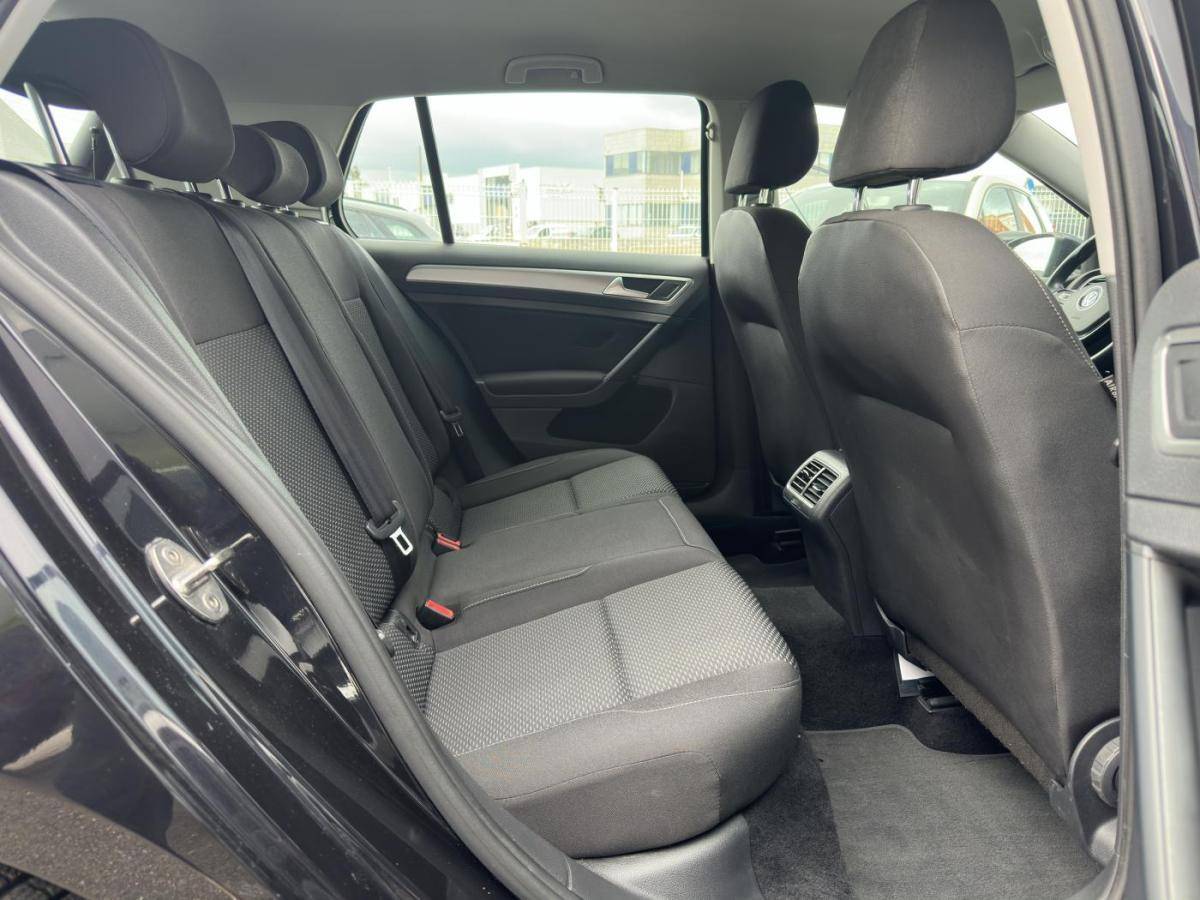 volkswagen-golf-2018-diesel-1598cc