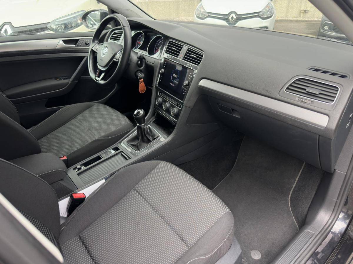 volkswagen-golf-2018-diesel-1598cc