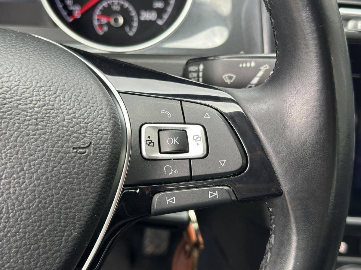 volkswagen-golf-2018-diesel-1598cc