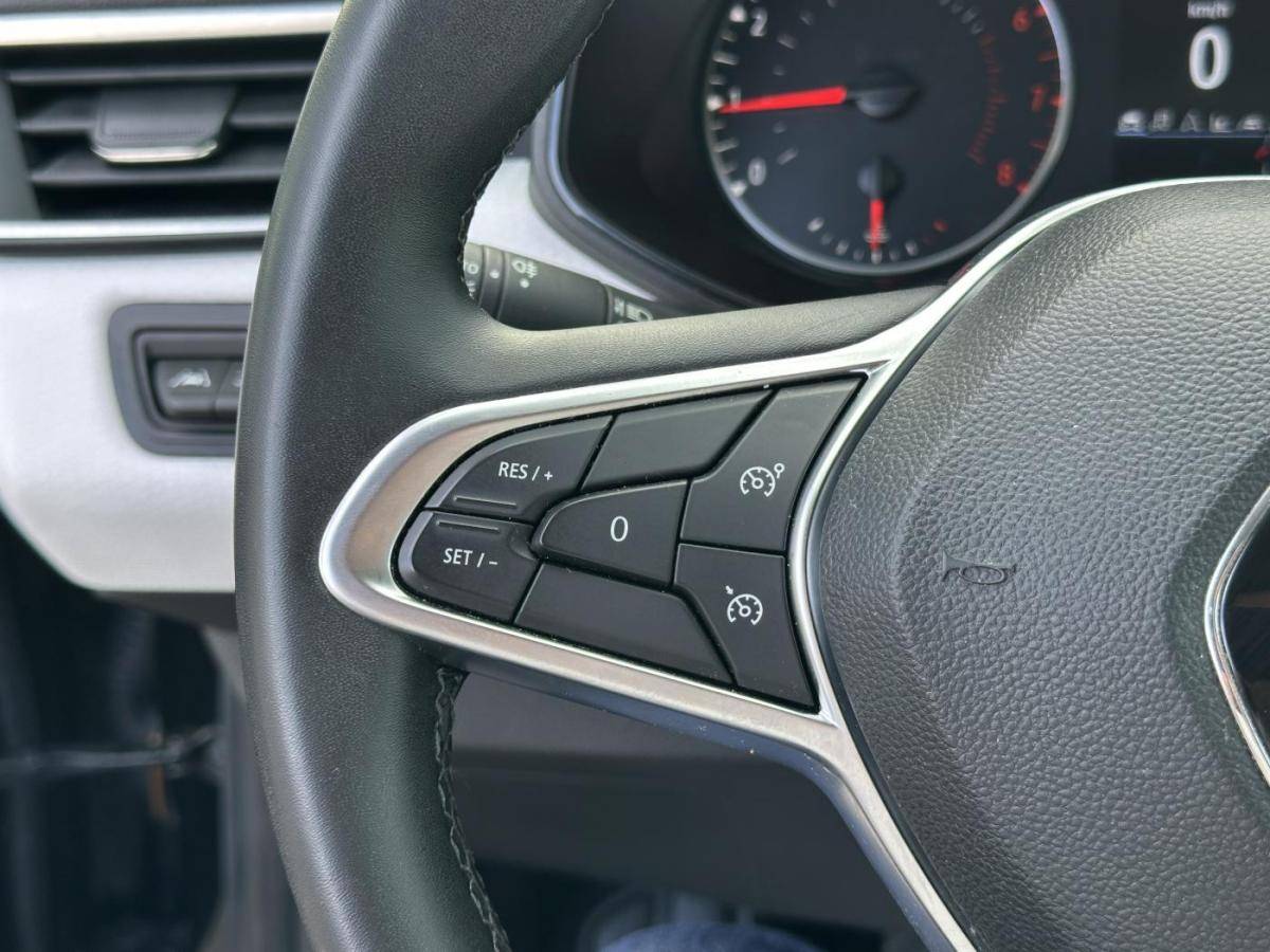 renault-clio-2023-gasolina-999cc