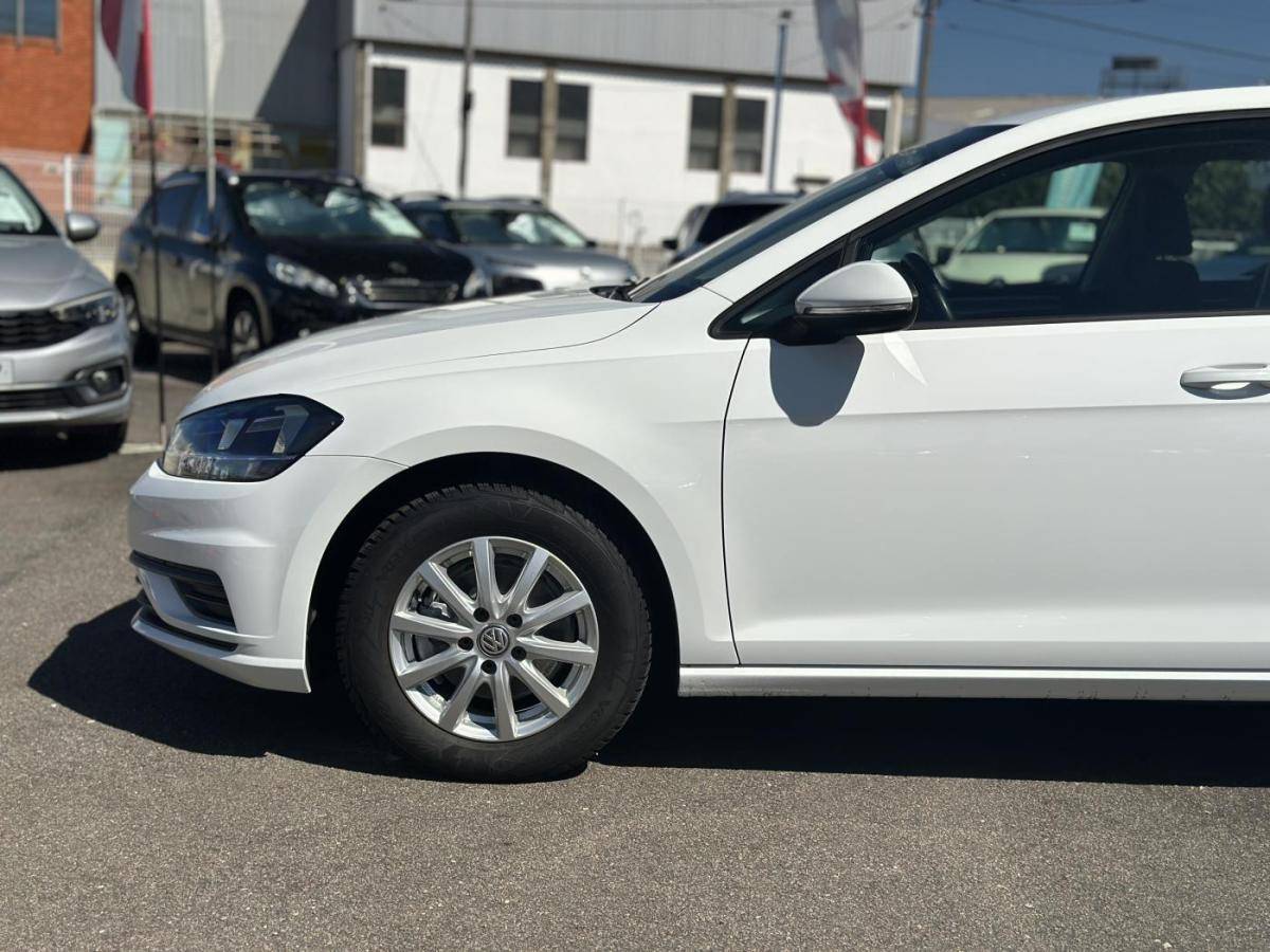 volkswagen-golf-2018-gasolina-999cc