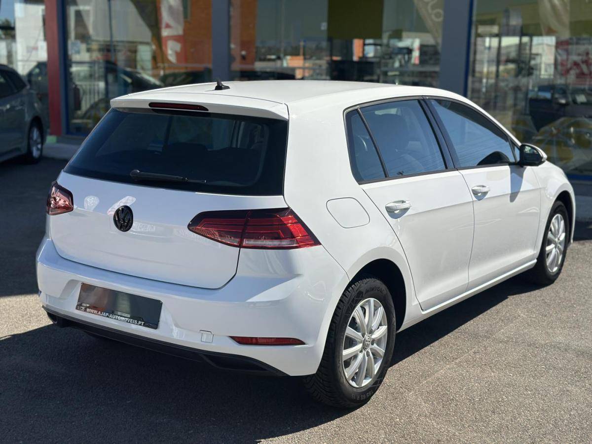volkswagen-golf-2018-gasolina-999cc