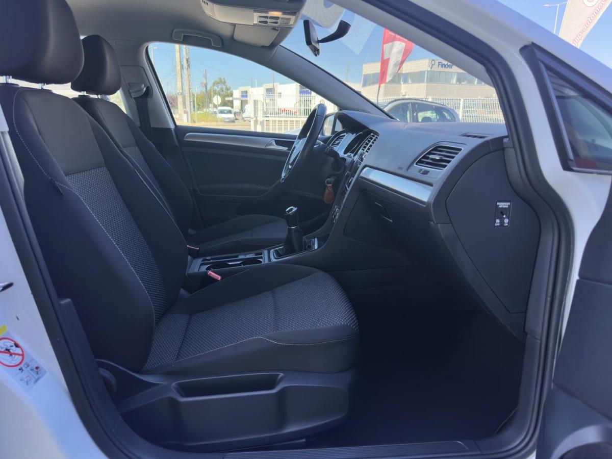 volkswagen-golf-2018-gasolina-999cc